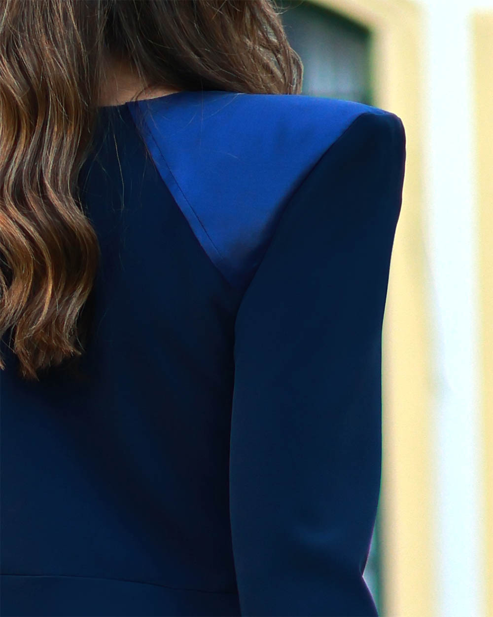 ARACELI - CONJUNTO DE BLUSA Y PANTALÓN