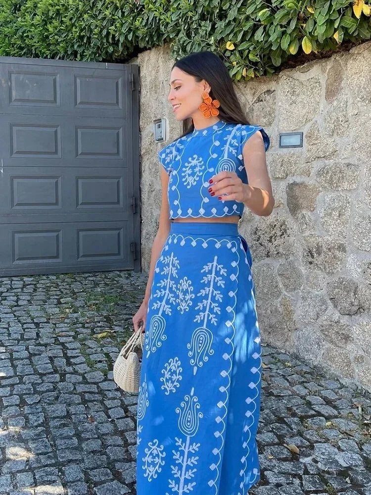 GARA - CONJUNTO TOP Y FALDA