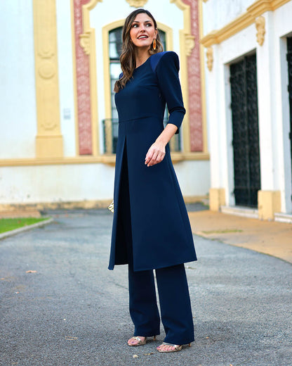 ARACELI - CONJUNTO DE BLUSA Y PANTALÓN