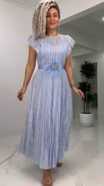 DUNIA - VESTIDO LARGO PLISADO CON CINTURÓN
