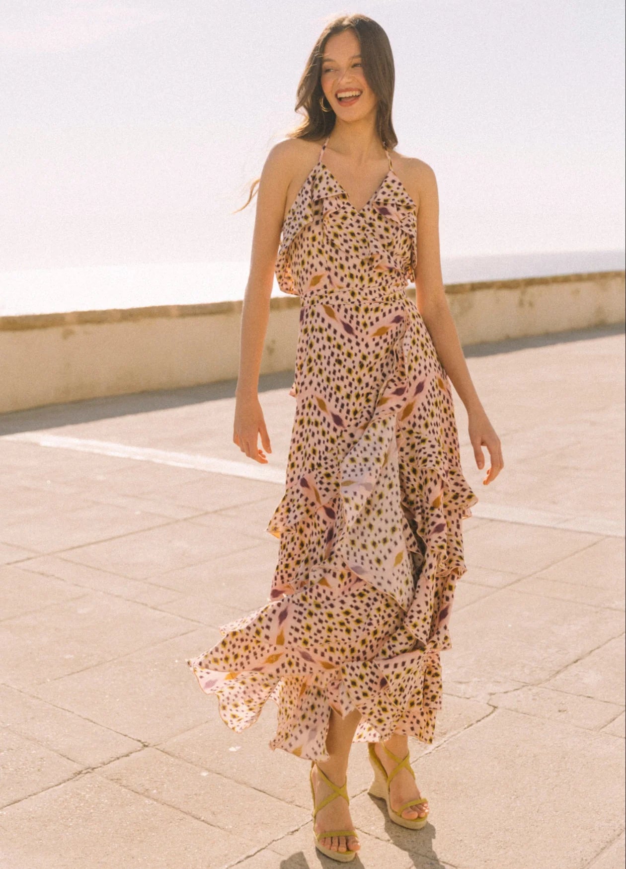 PIEDAD - VESTIDO CON TIRANTES Y VOLANTES