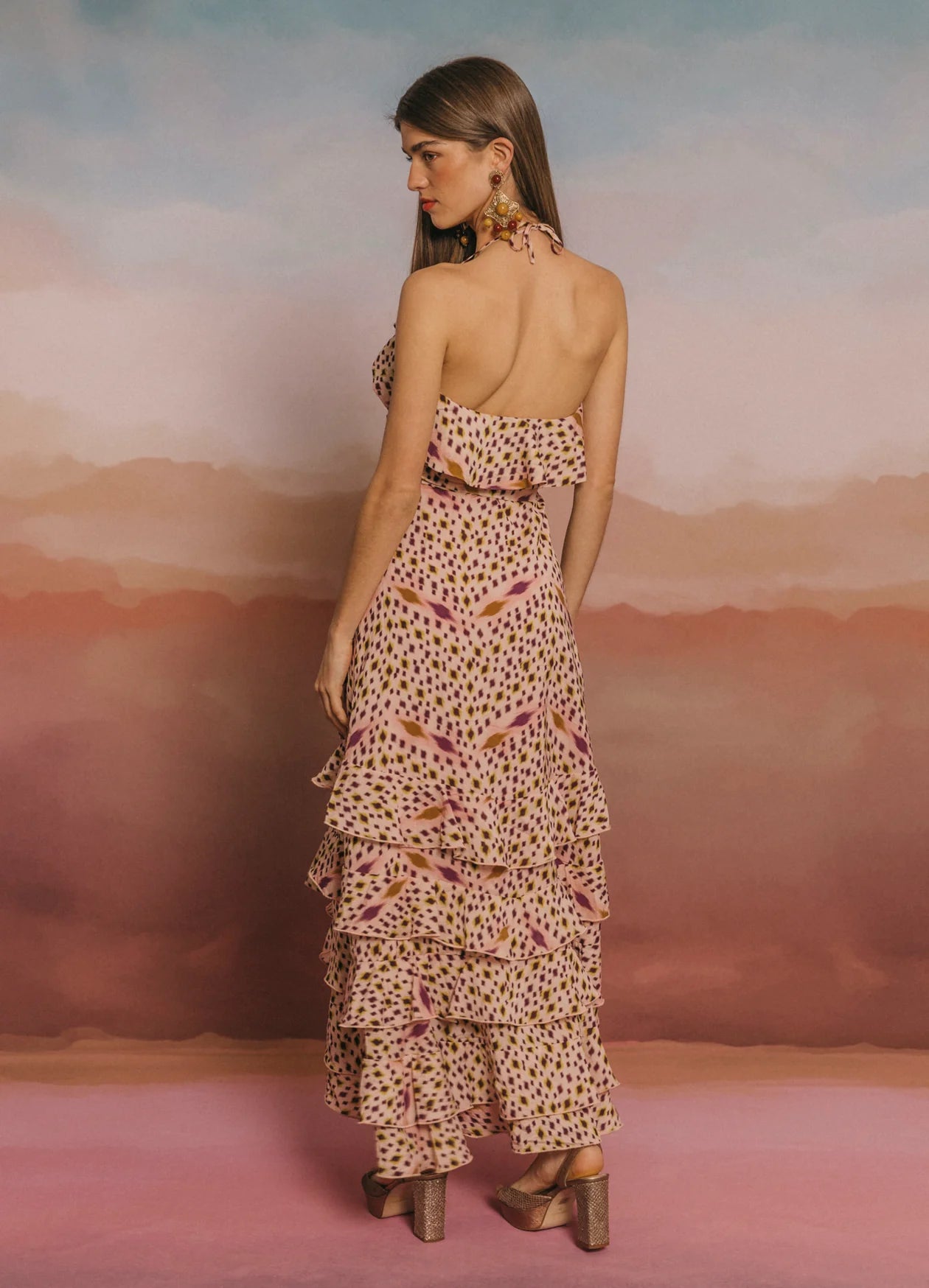 PIEDAD - VESTIDO CON TIRANTES Y VOLANTES