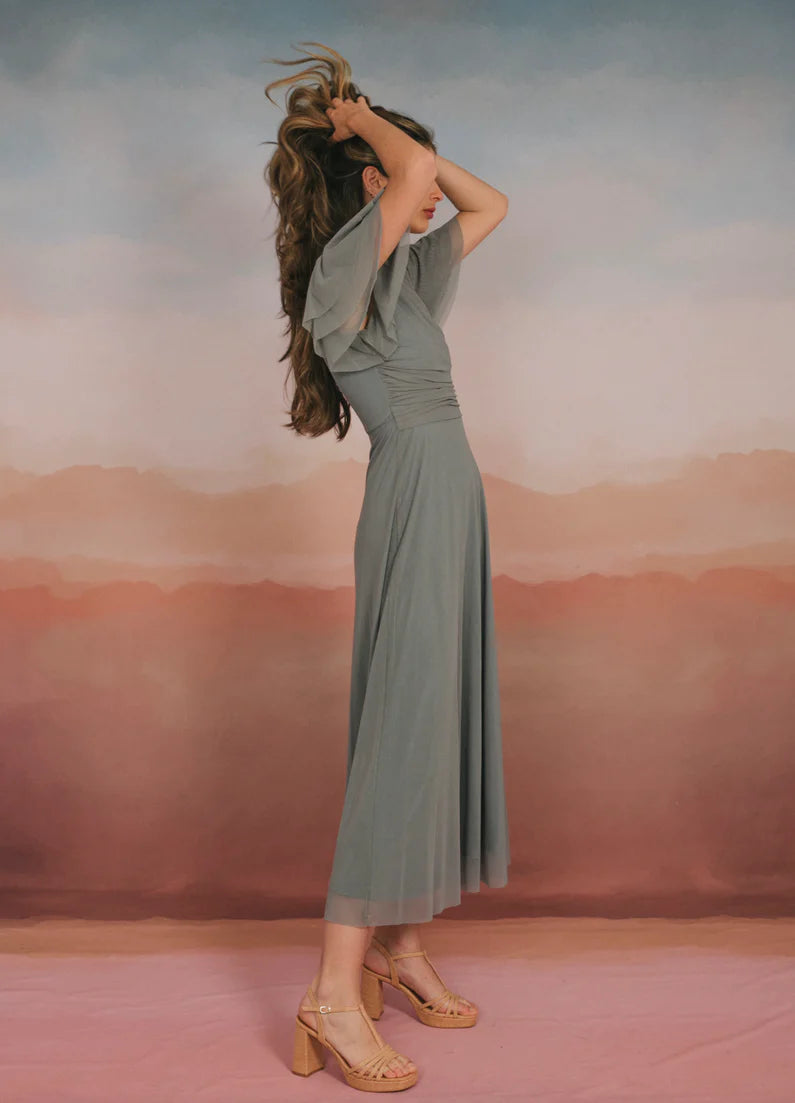 MAGDA - VESTIDO MIDI CON MANGAS CAPEADAS