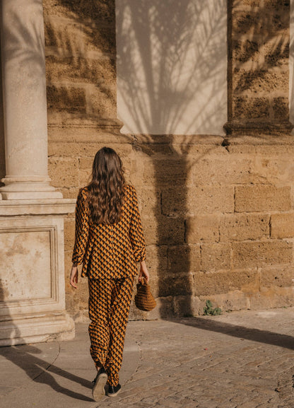 DOROTEA - CONJUNTO CHAQUETA Y PANTALÓN