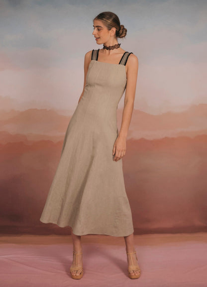 ANTONIETA - VESTIDO CON ESCOTE CUADRADO
