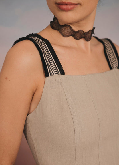 ANTONIETA - VESTIDO CON ESCOTE CUADRADO