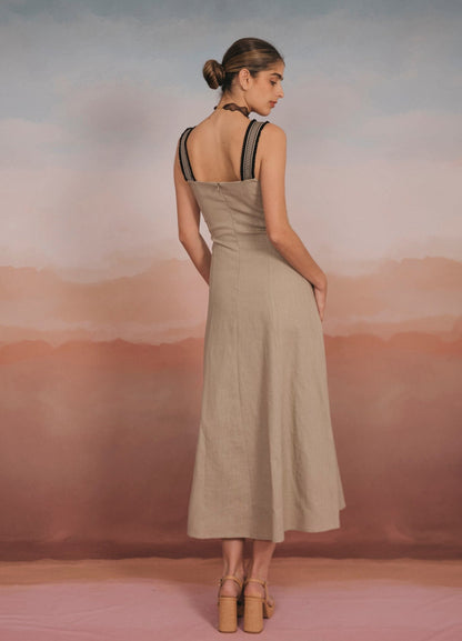 ANTONIETA - VESTIDO CON ESCOTE CUADRADO