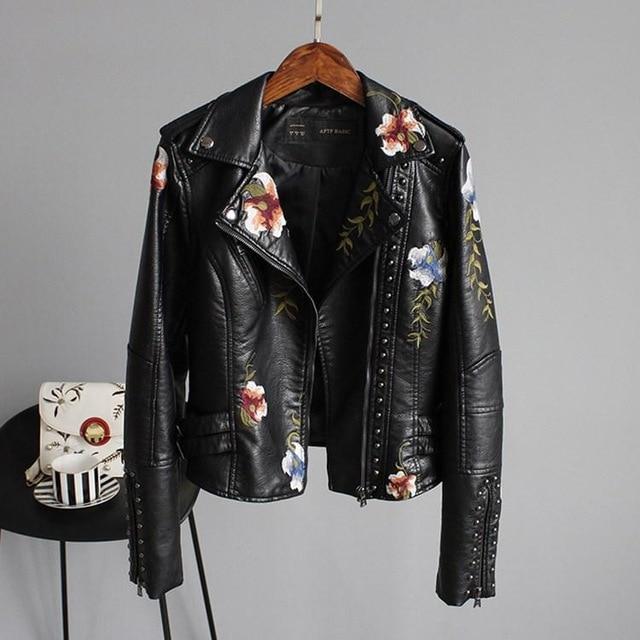 JANA - CHAQUETA CON BORDADO FLORAL